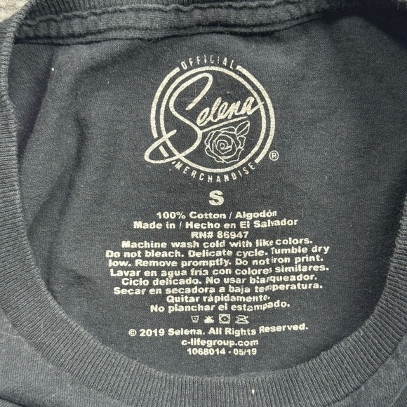 Selena Quintanilla Official Merchandise T Shirt Womens S Black Graphic Tee - Picture 2 of 8